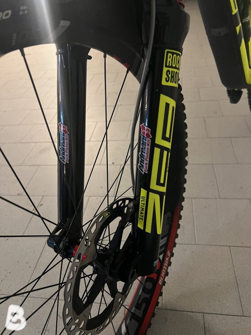 Trek Slash 9.8 XT 2021