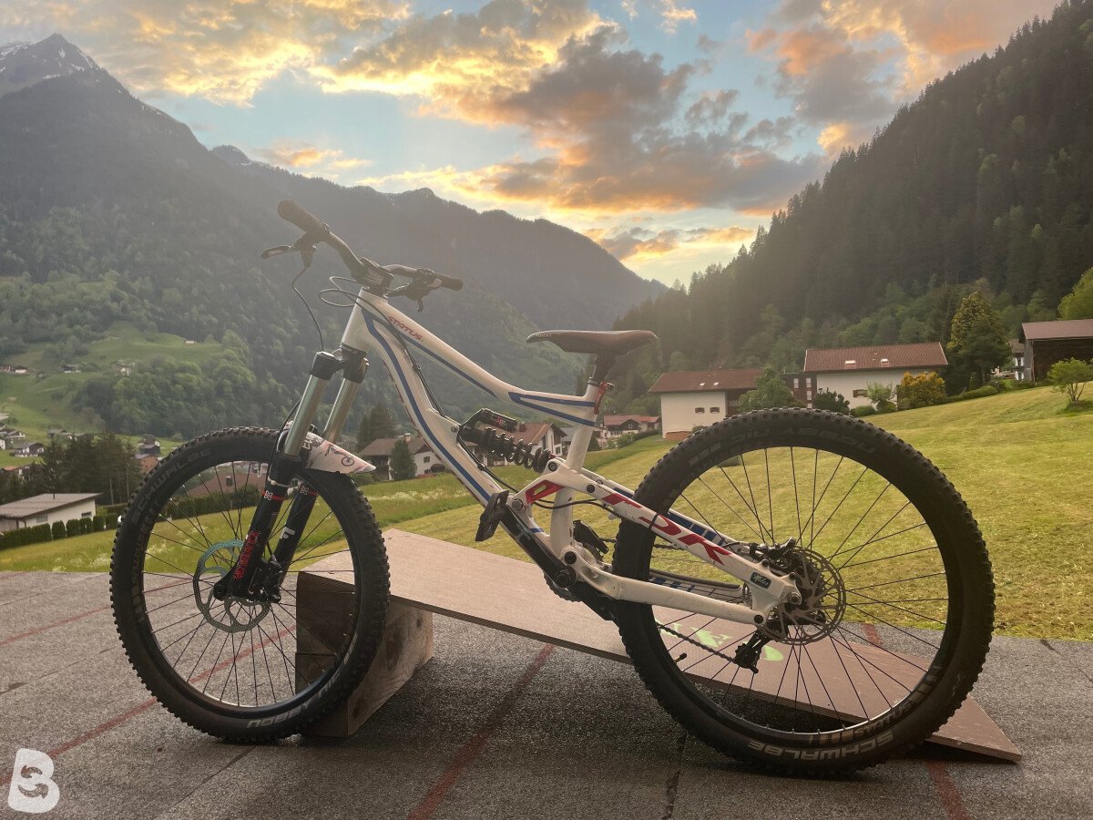 Specialized Status 1 2014