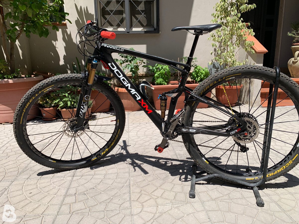 Pinarello Dogma xm 9.9 2015