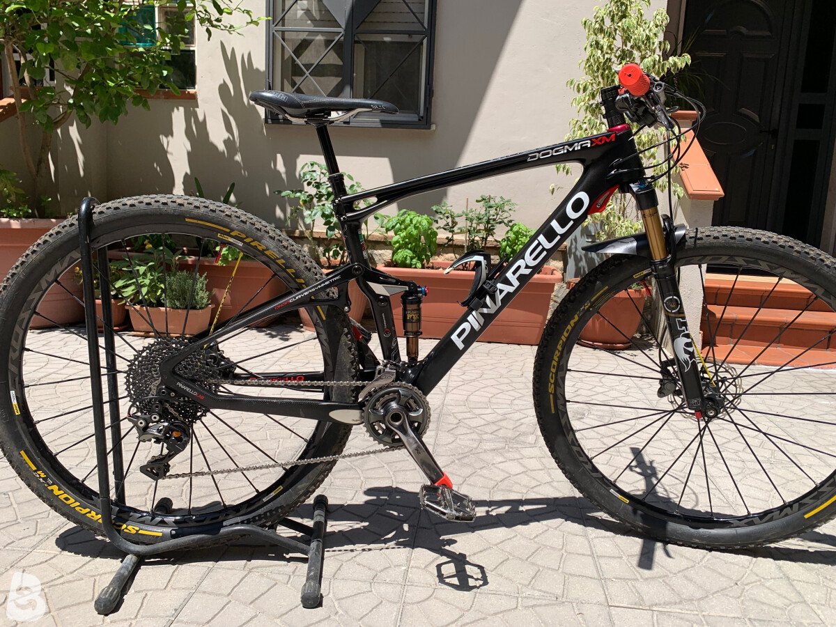 Pinarello Dogma xm 9.9 2015