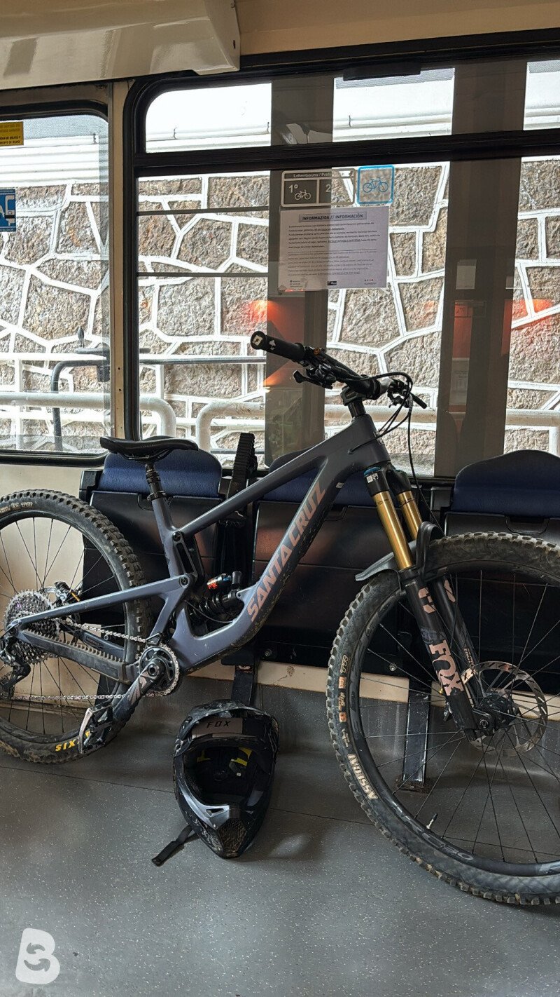 Santa Cruz Megatower X01 Coil Carbon 2021