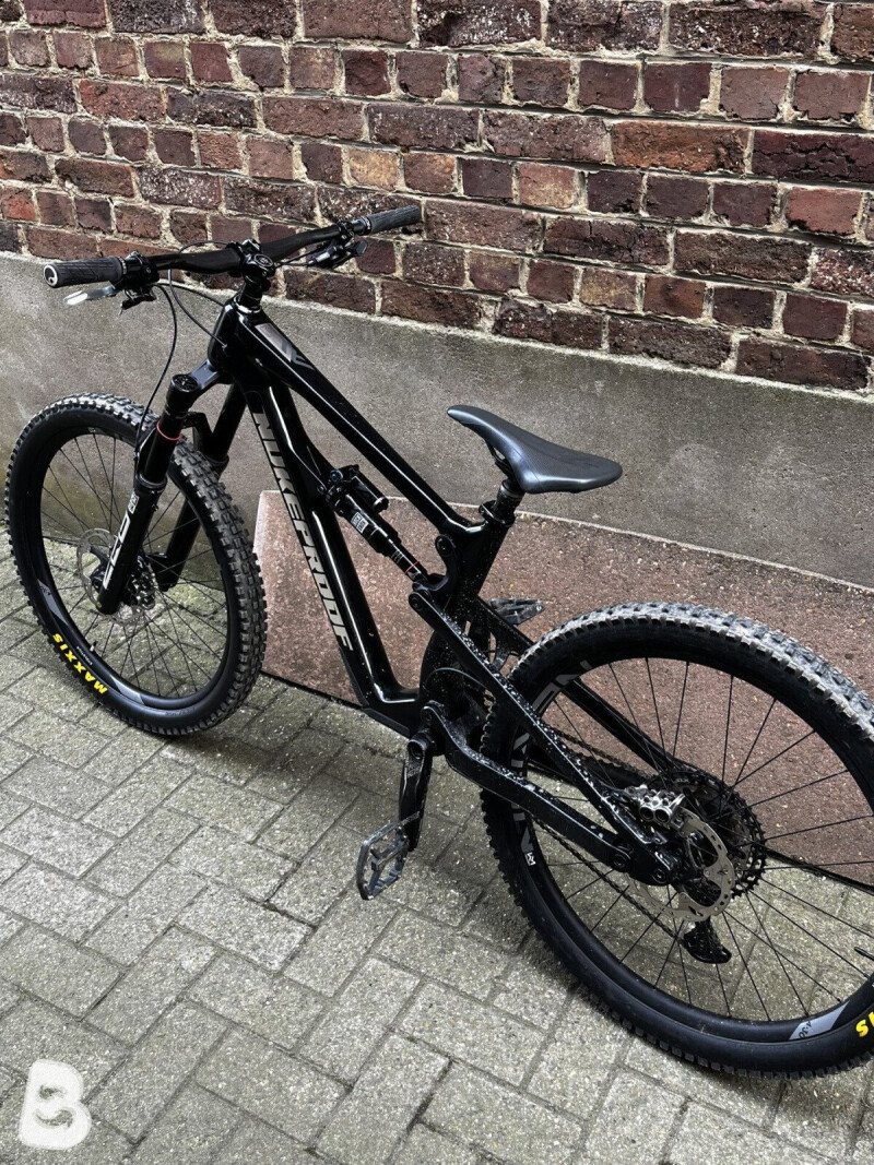 Nukeproof Mega 2024