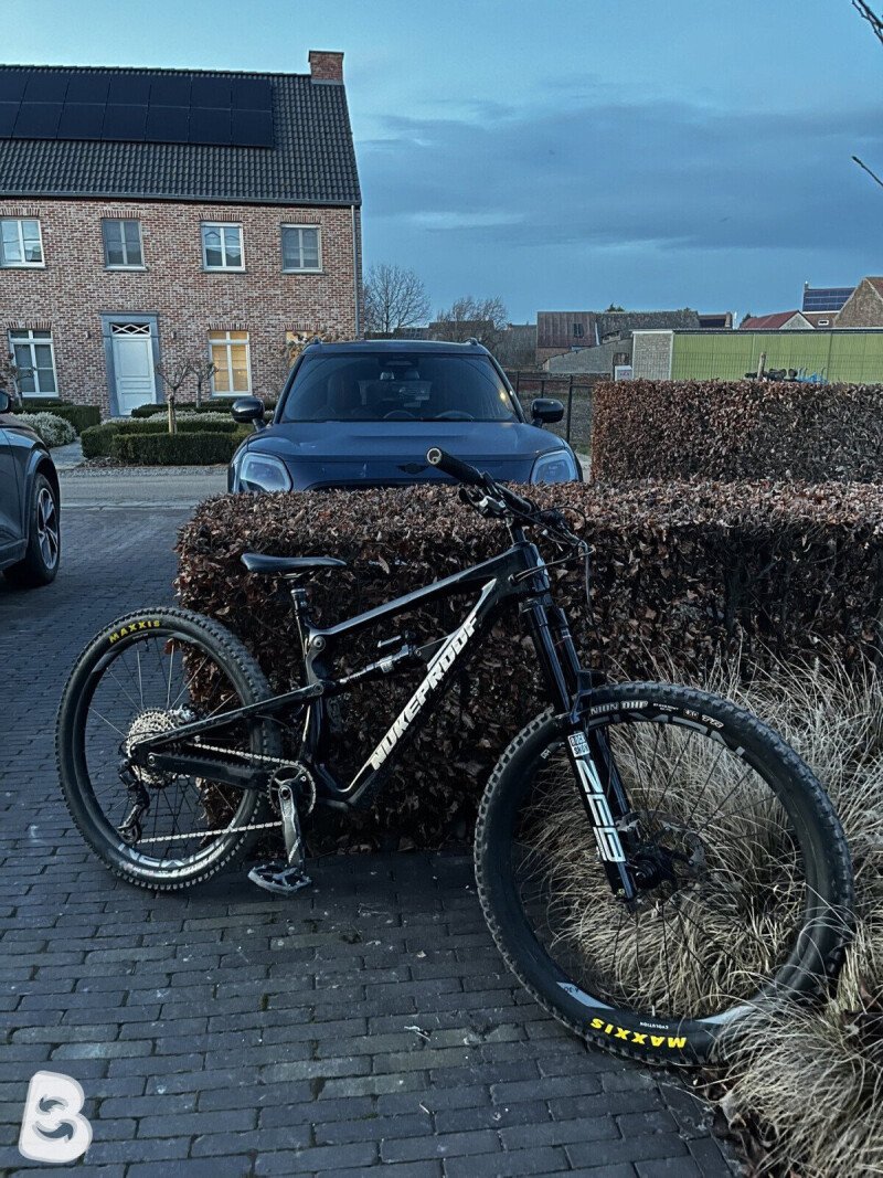 Nukeproof Mega 2024