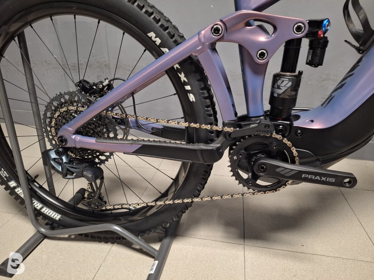Giant Reign E + 1 2023