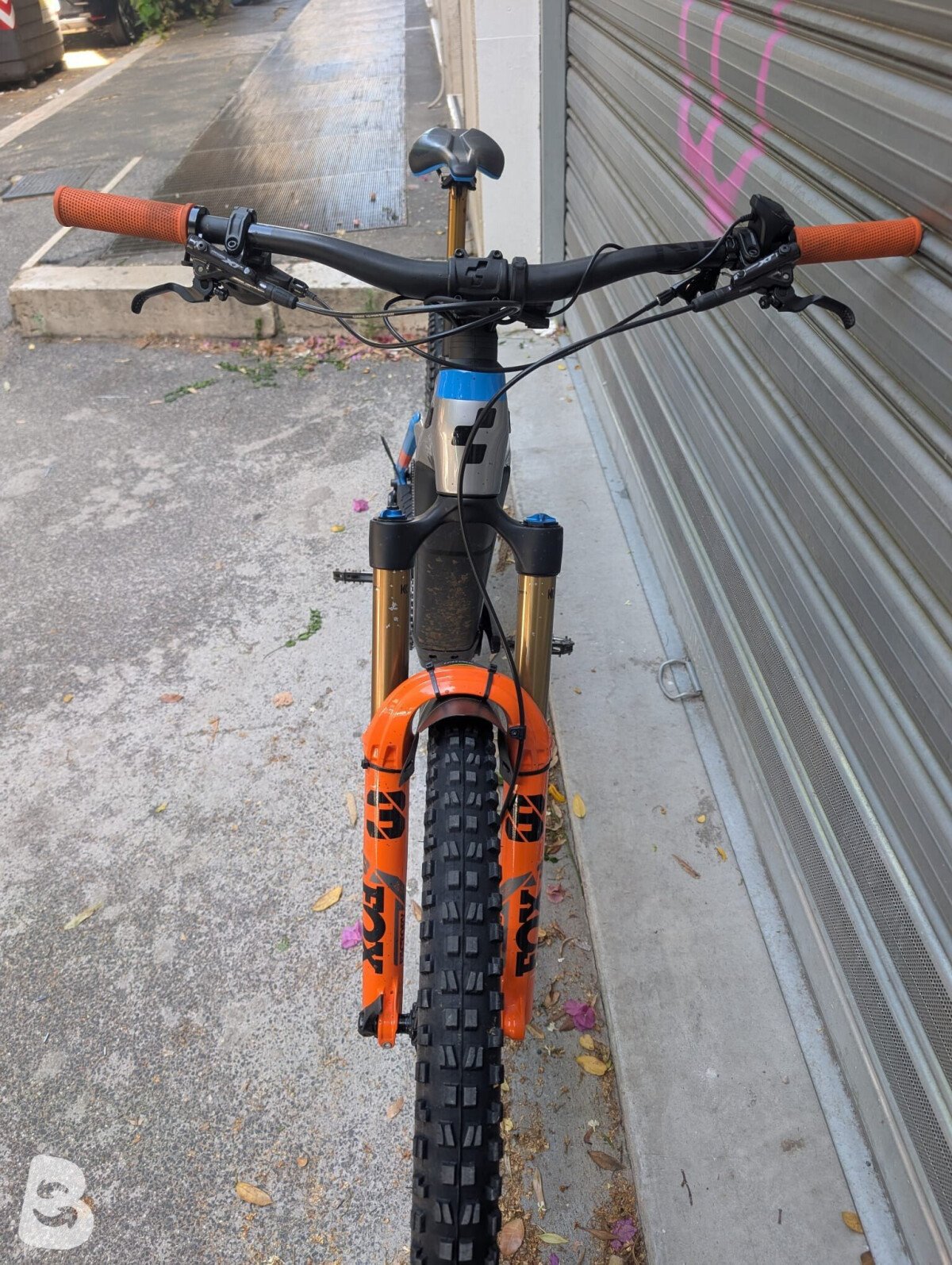Cube Stereo Hybrid 140 HPC ActionTeam 625 Kiox 2021