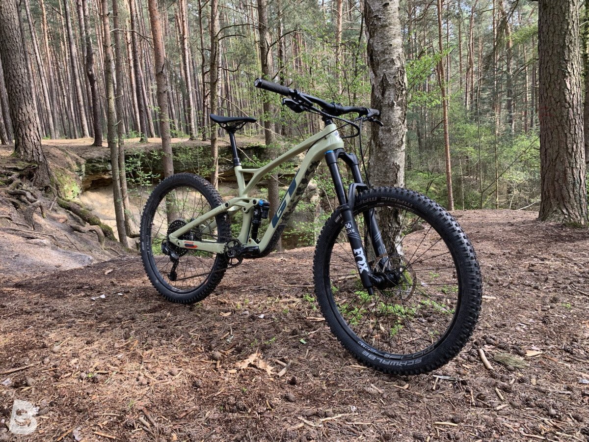 GT Force Carbon Expert 2020