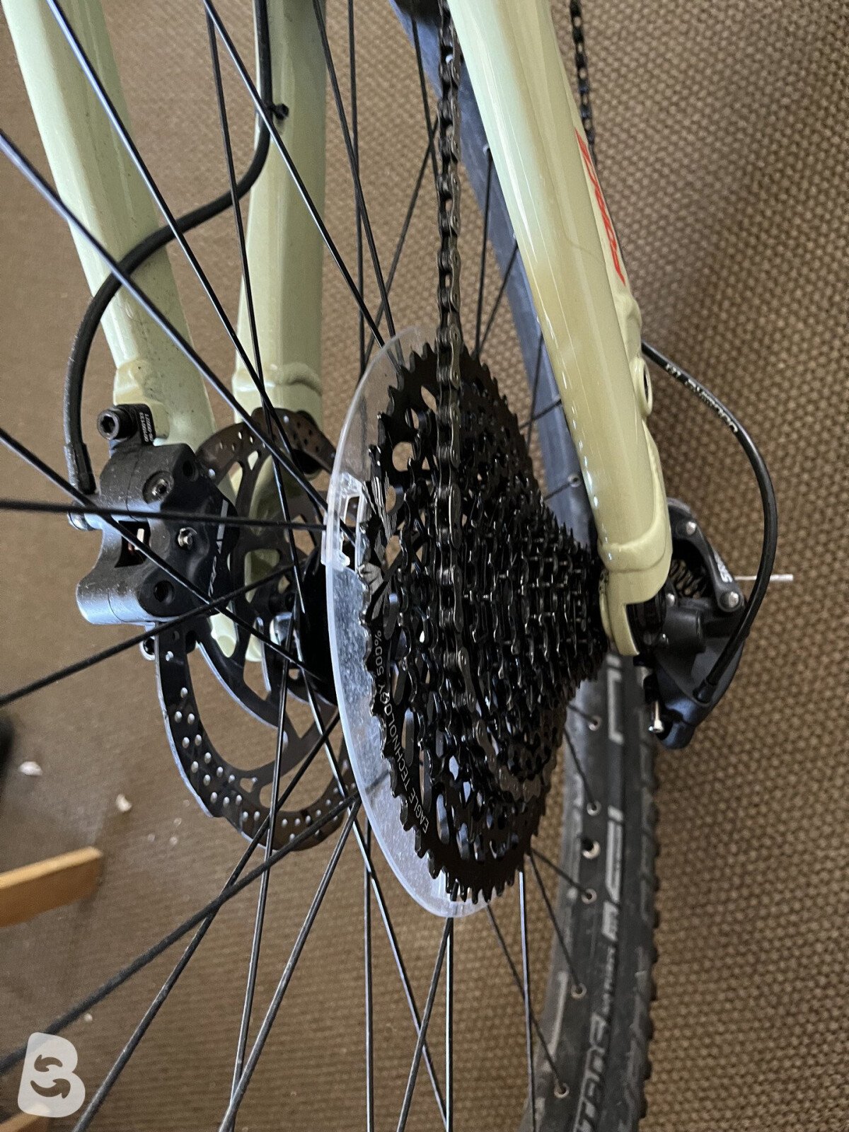 GT Force Carbon Expert 2020