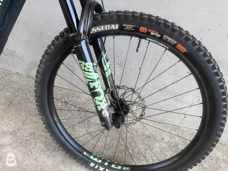 Rocky Mountain Altitude Powerplay Carbon 70 2024