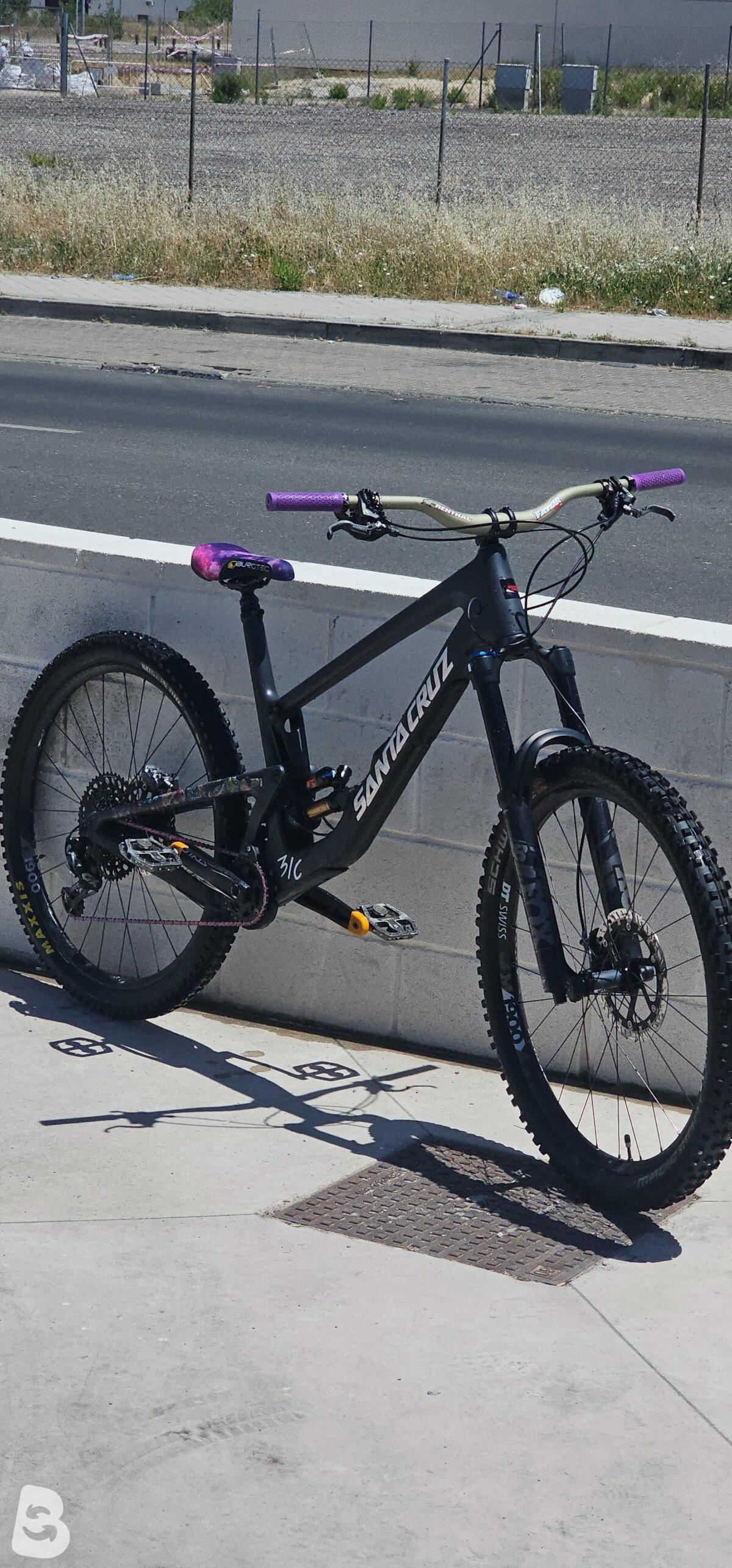 Santa Cruz Megatower C 2021