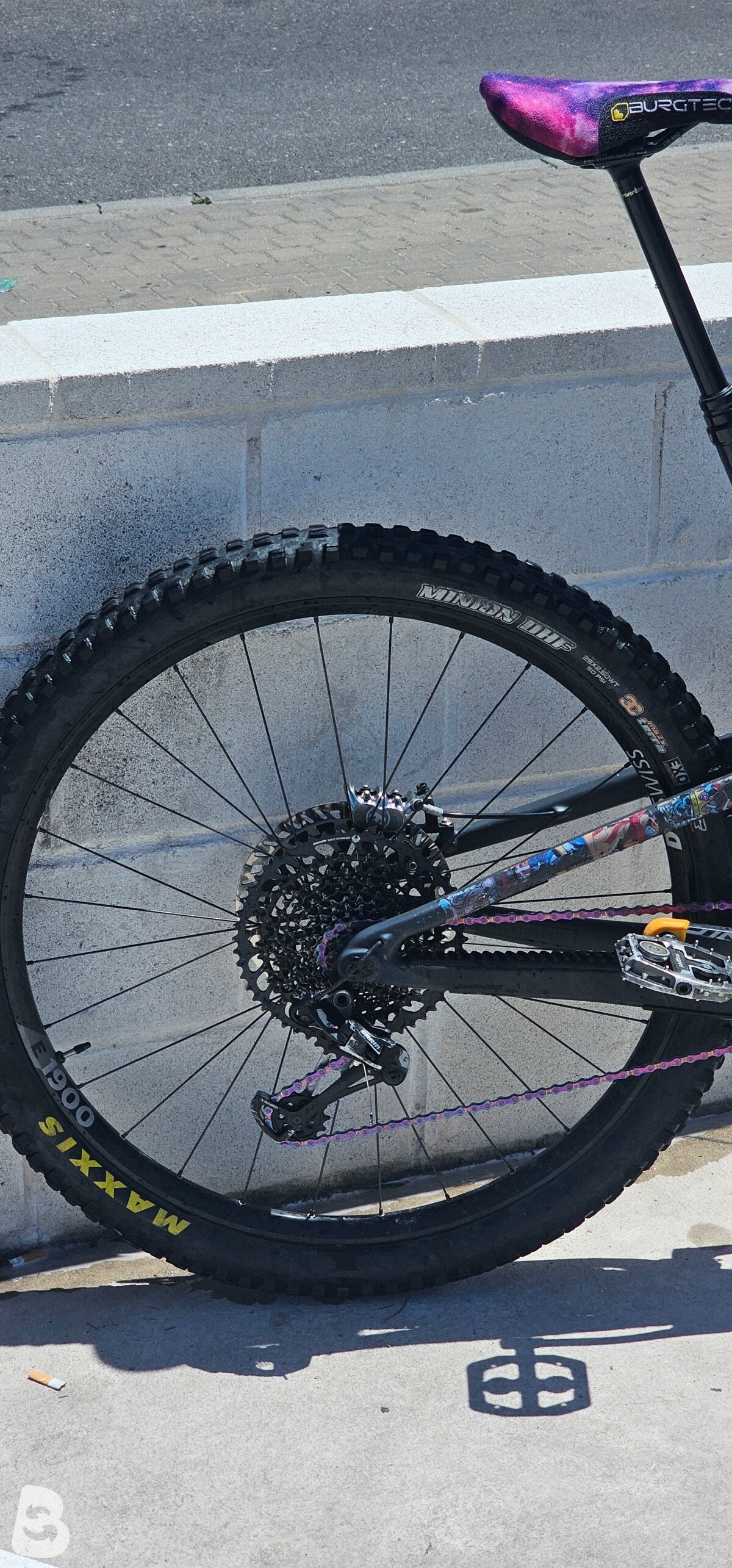 Santa Cruz Megatower C 2021