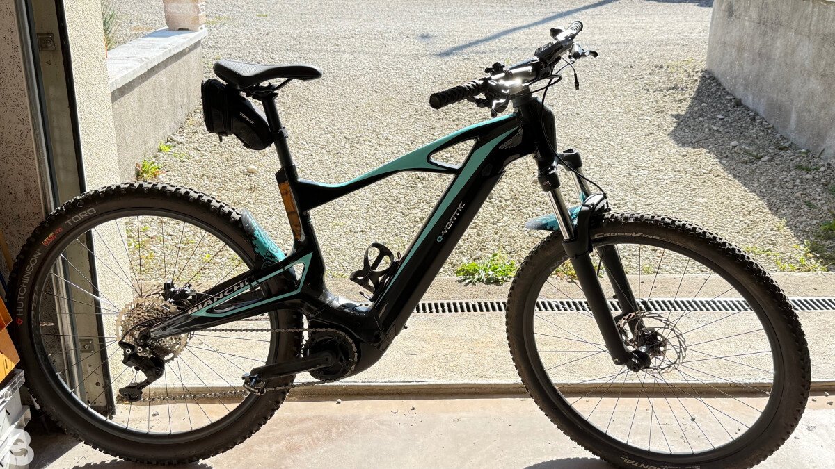 Bianchi E-vertic x type L 2023