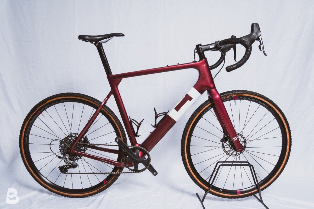 3T EXPLORO PRO 2022