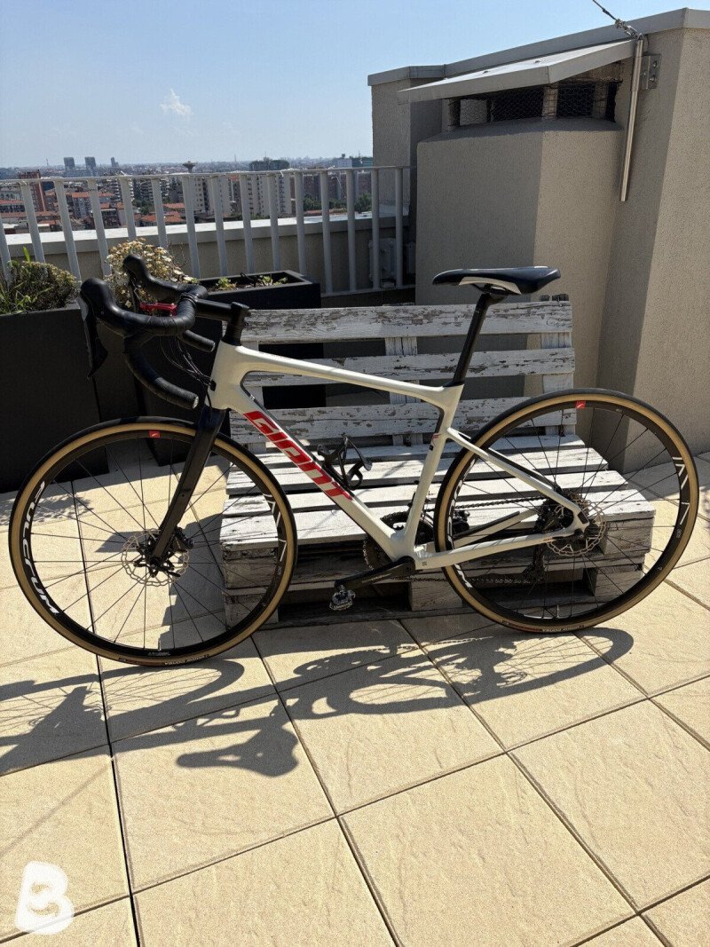 Giant Revolt Advanced 2 2019