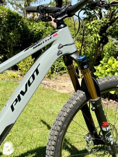 Pivot SHUTTLE SL Pro X0 Eagle Transmission 2023