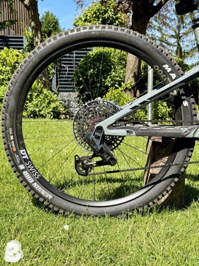Pivot SHUTTLE SL Pro X0 Eagle Transmission 2023
