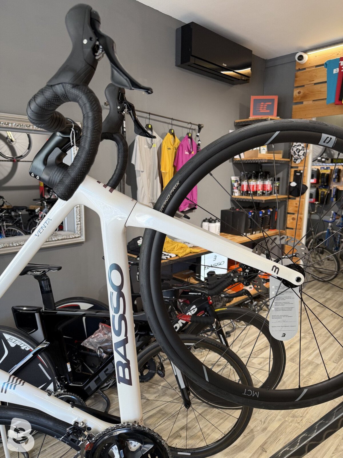 Basso Venta R Shimano 105 R7100 12s 2023