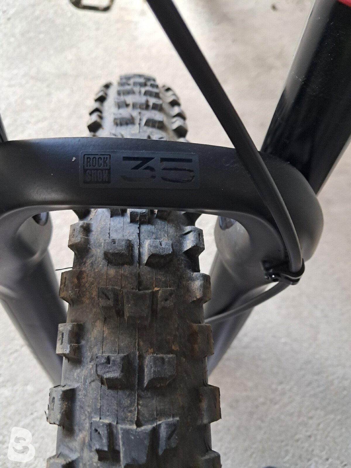 Mondraker RAZE 2023