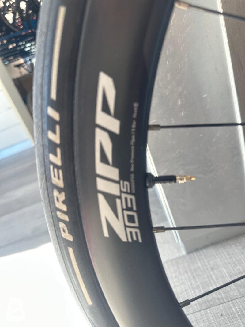 Megamo Pulse 15 CW 2025