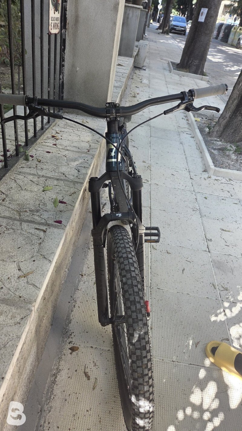 Drag C1 Team G2 Custom DIRT JUMP with Fox 34 Float 2025