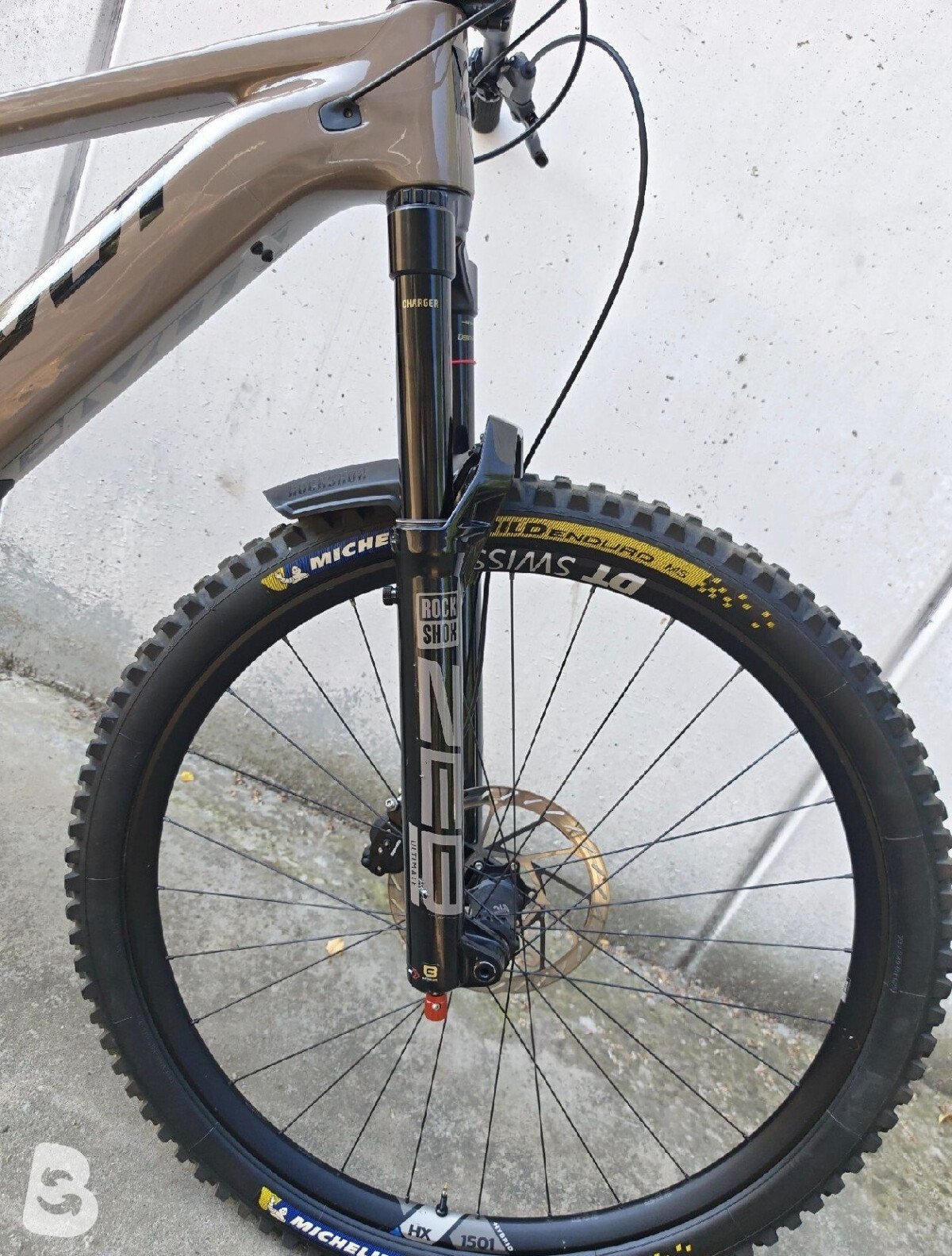 Pivot Shuttle AM PRO 2025