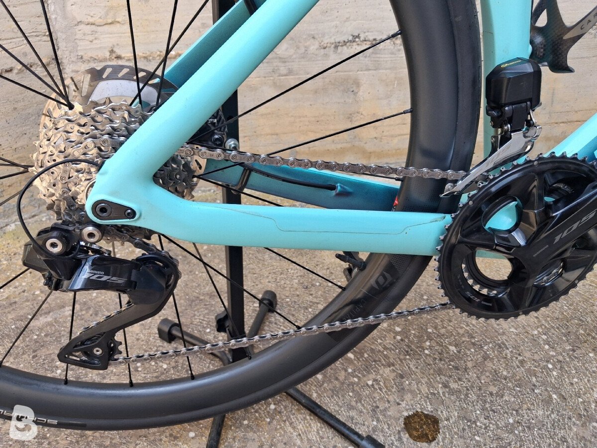Bianchi Oltre Race 2024