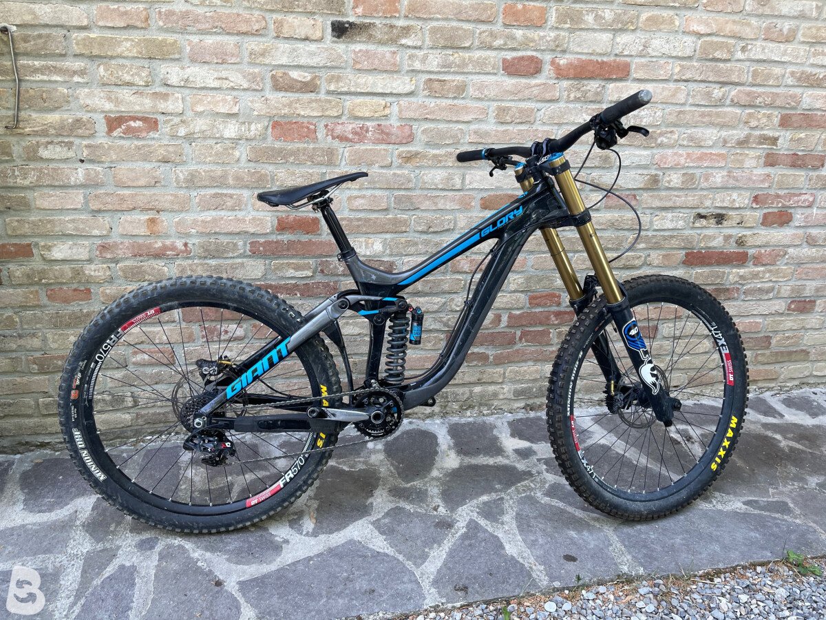 Giant Glory Advanced 27.5 0 2015