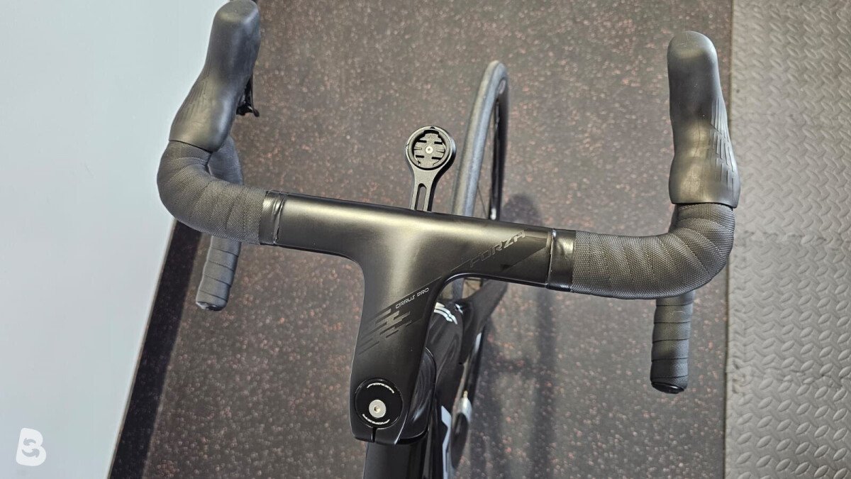 Ridley Noah Disc - Shimano 105 DI2 // 2x12s 2025