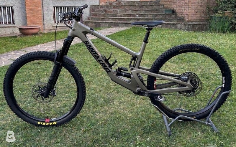 Santa Cruz MEGATOWER S / Carbon C 2023