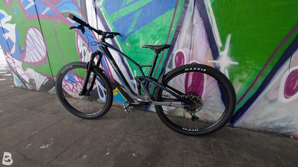 GT Sensor ST Carbon Pro 2023