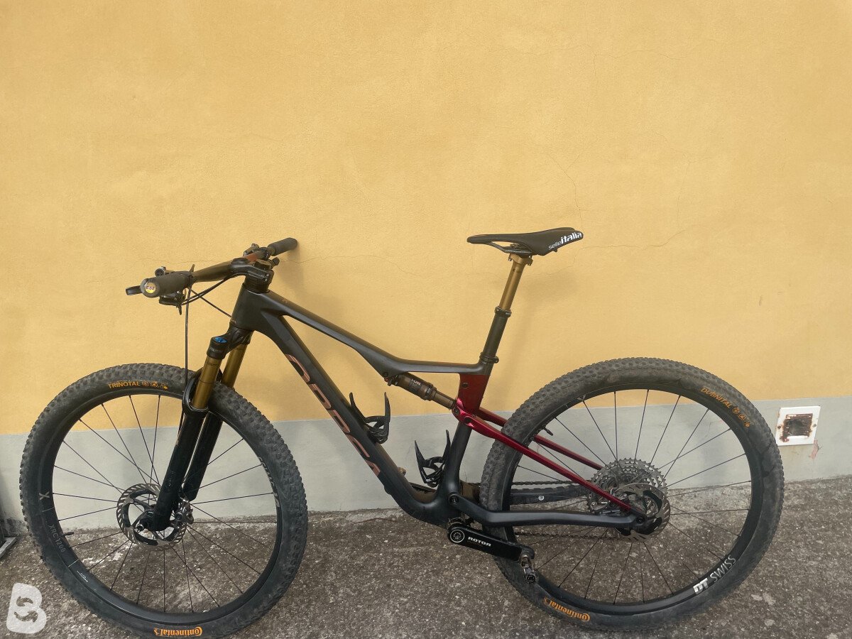 Orbea oiz M-Team XTR 2025