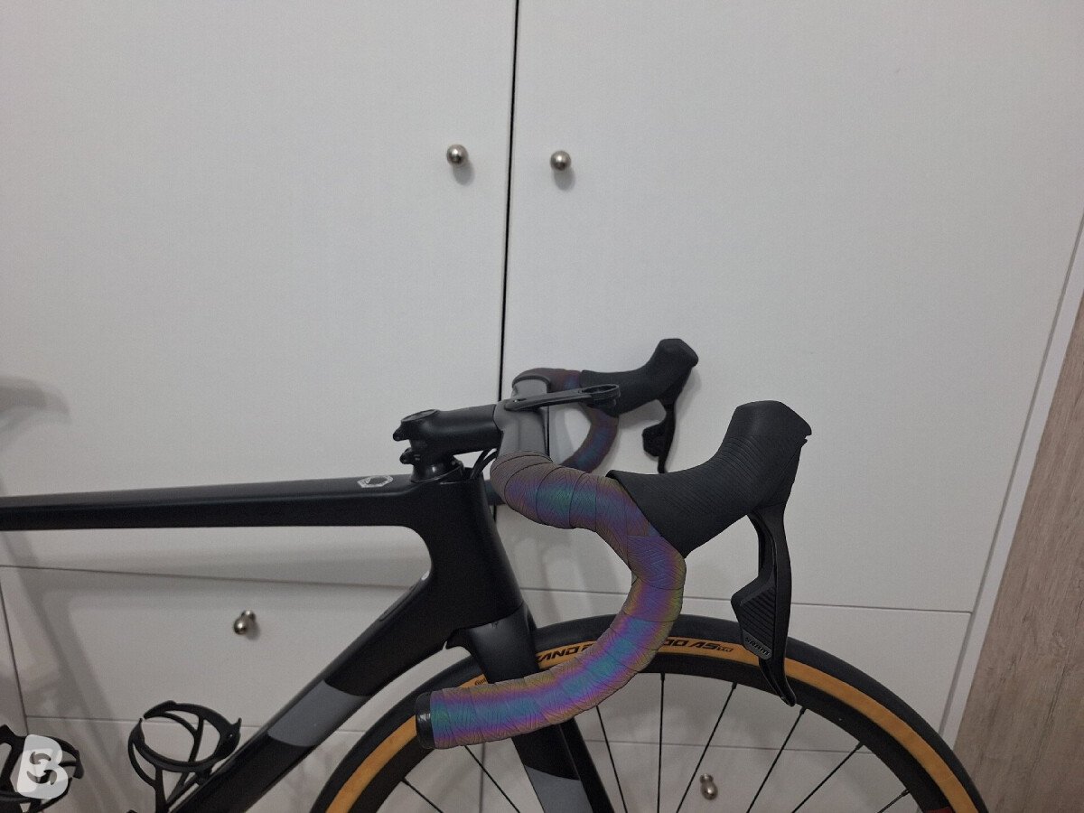 Cannondale SuperSix EVO Carbon Disc 2023