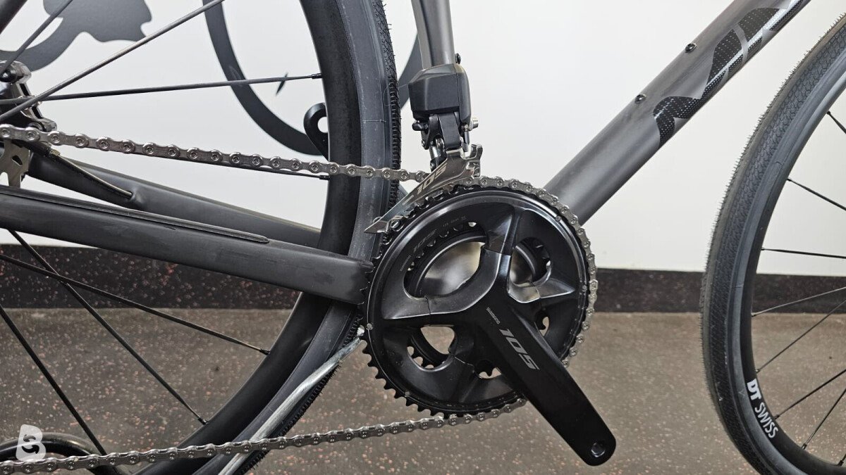 MMR GRAND TOUR 10 disc 105 di2 2025