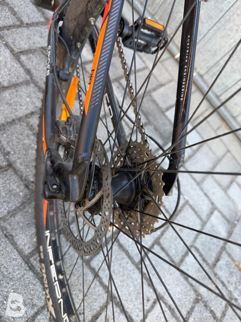 Nakto Nakita spider hybrid 2019