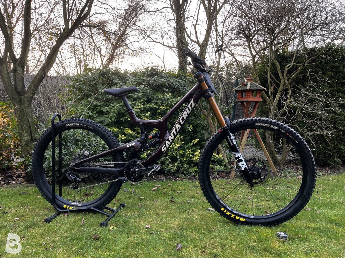 Santa Cruz V10 X01 MX Carbon 2021