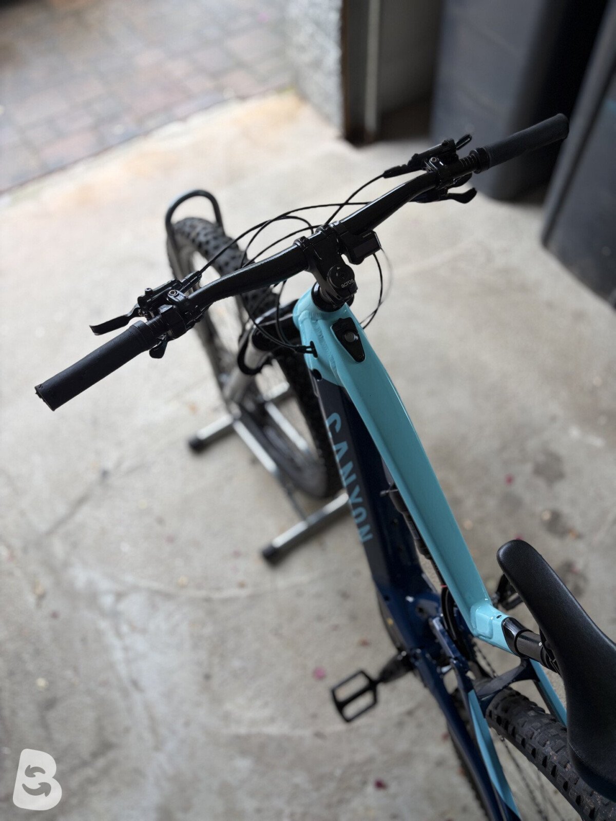 Canyon Neuron ON 8 S, Wire Blue 2021
