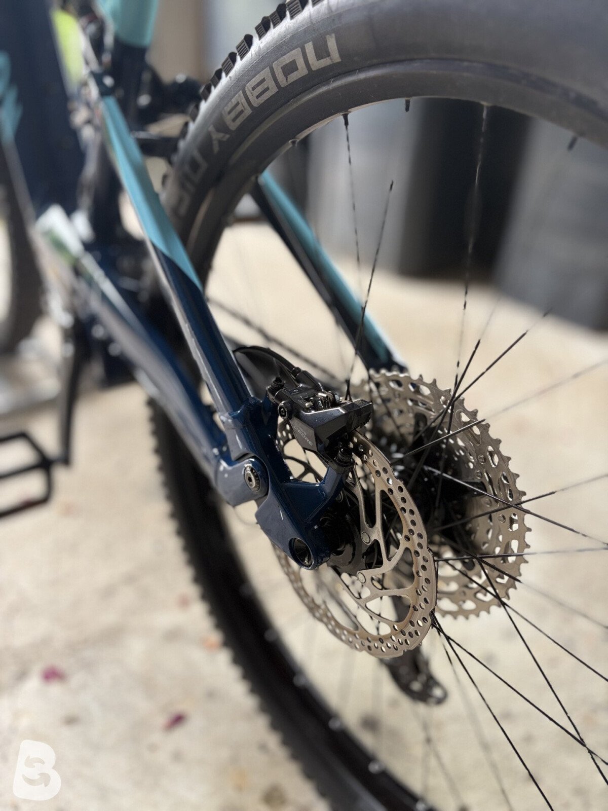 Canyon Neuron ON 8 S, Wire Blue 2021