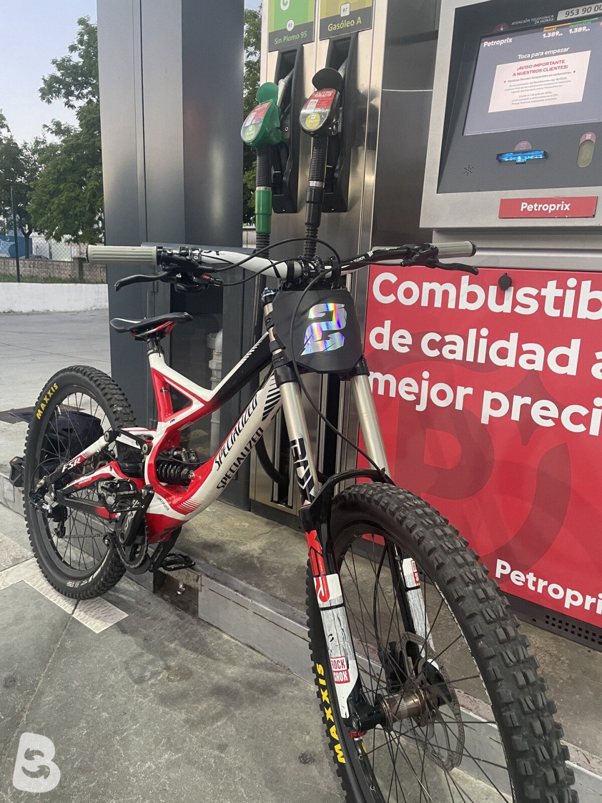 Specialized Demo 8 II 2012