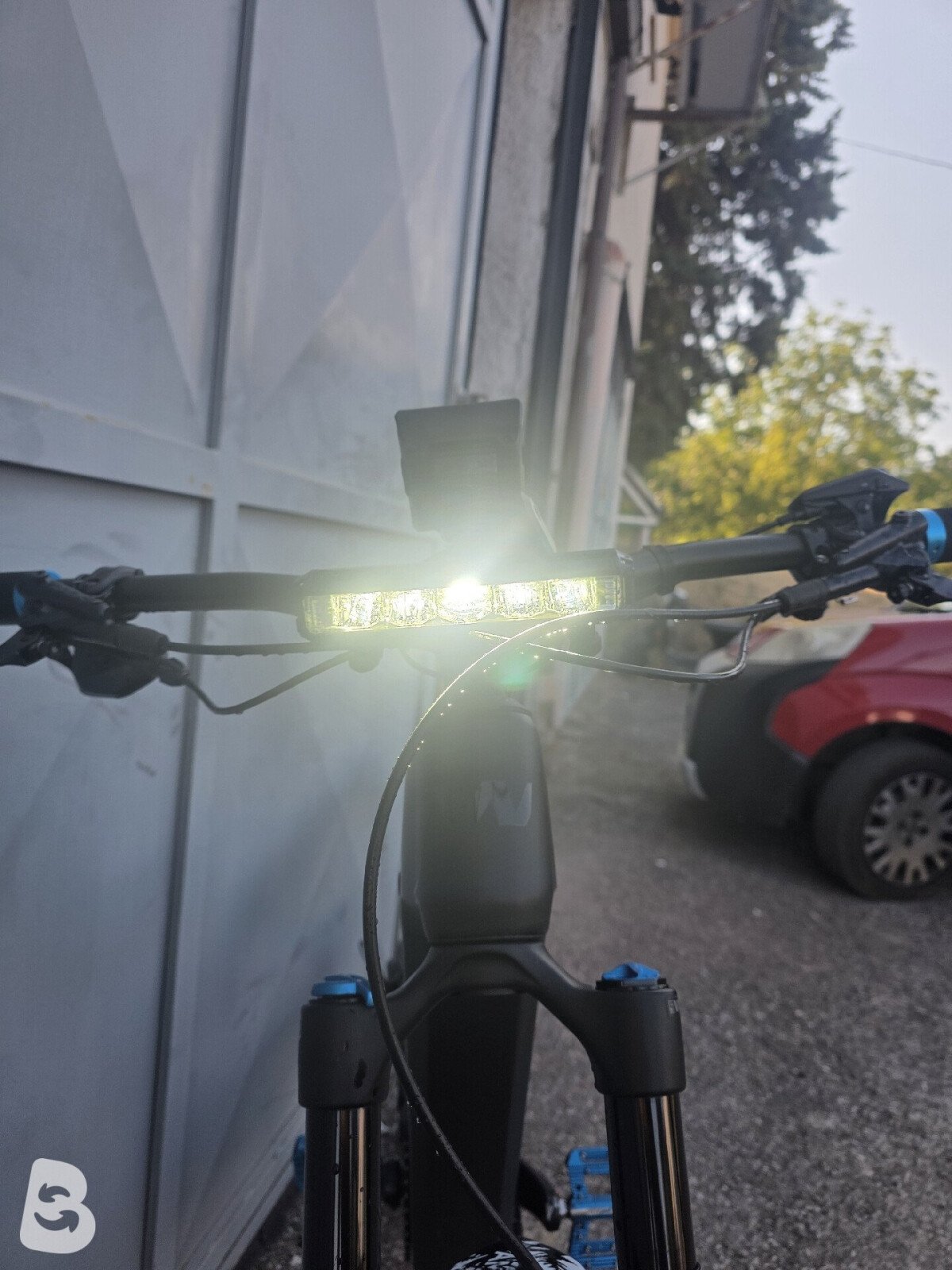 Whistle B-Rush Carbon 2023