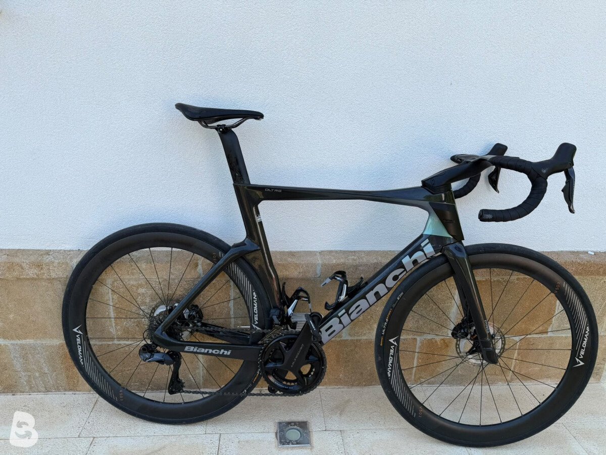 Bianchi Oltre PRO Ultegra Di2 2026
