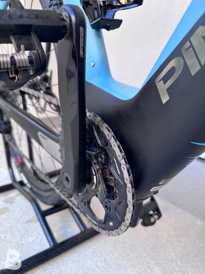 Pinarello NYTRO E5 GRAVEL - SRAM RIVAL AXS 2026