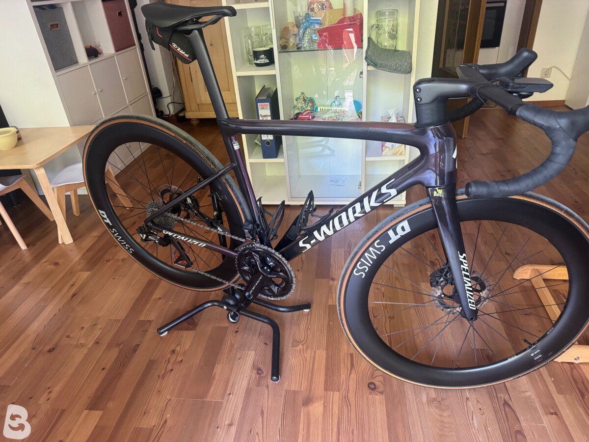 Specialized S-Works Tarmac SL8 - Shimano Dura-Ace Di2 2024