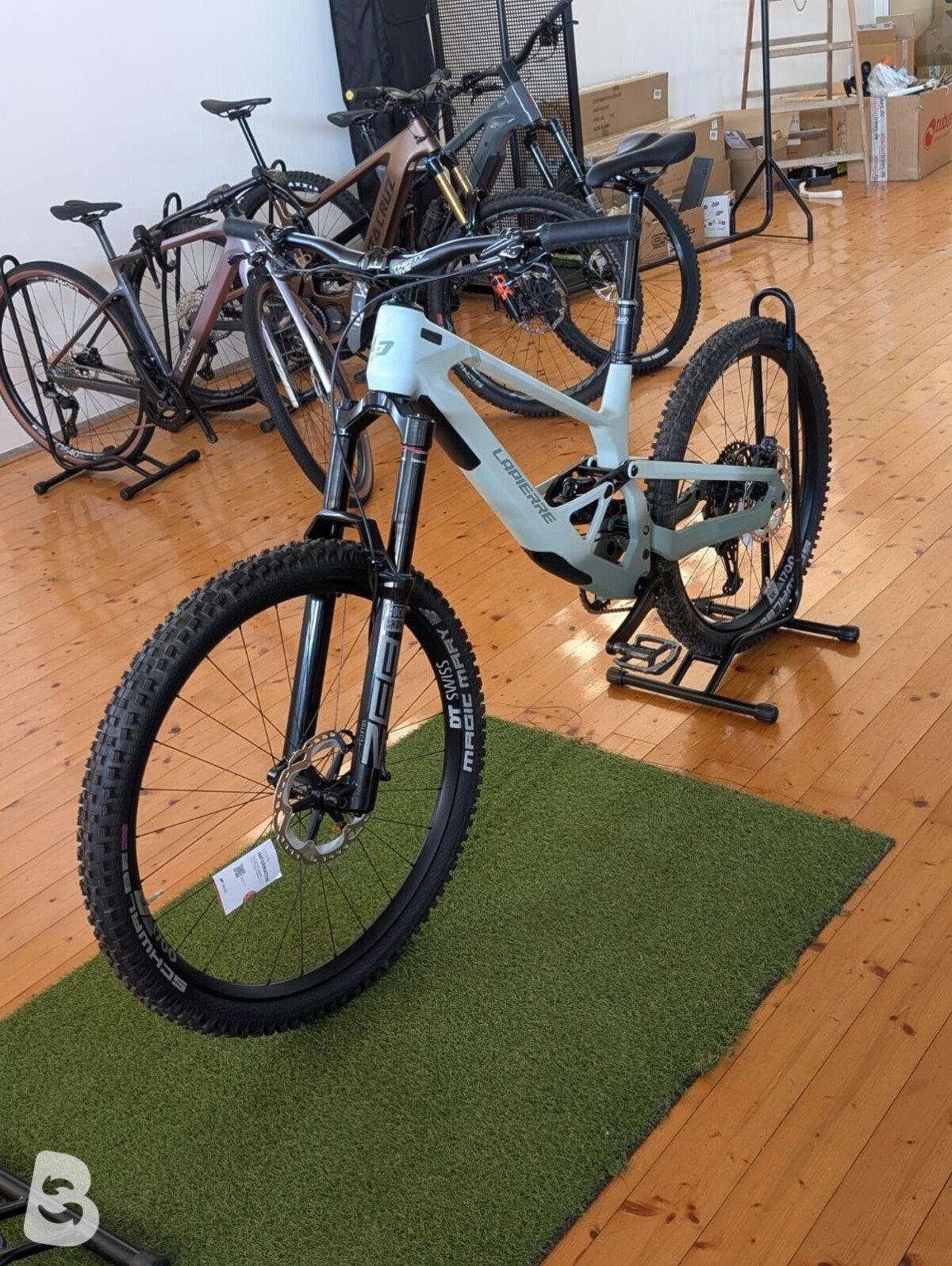 Lapierre Spicy CF custom 2025