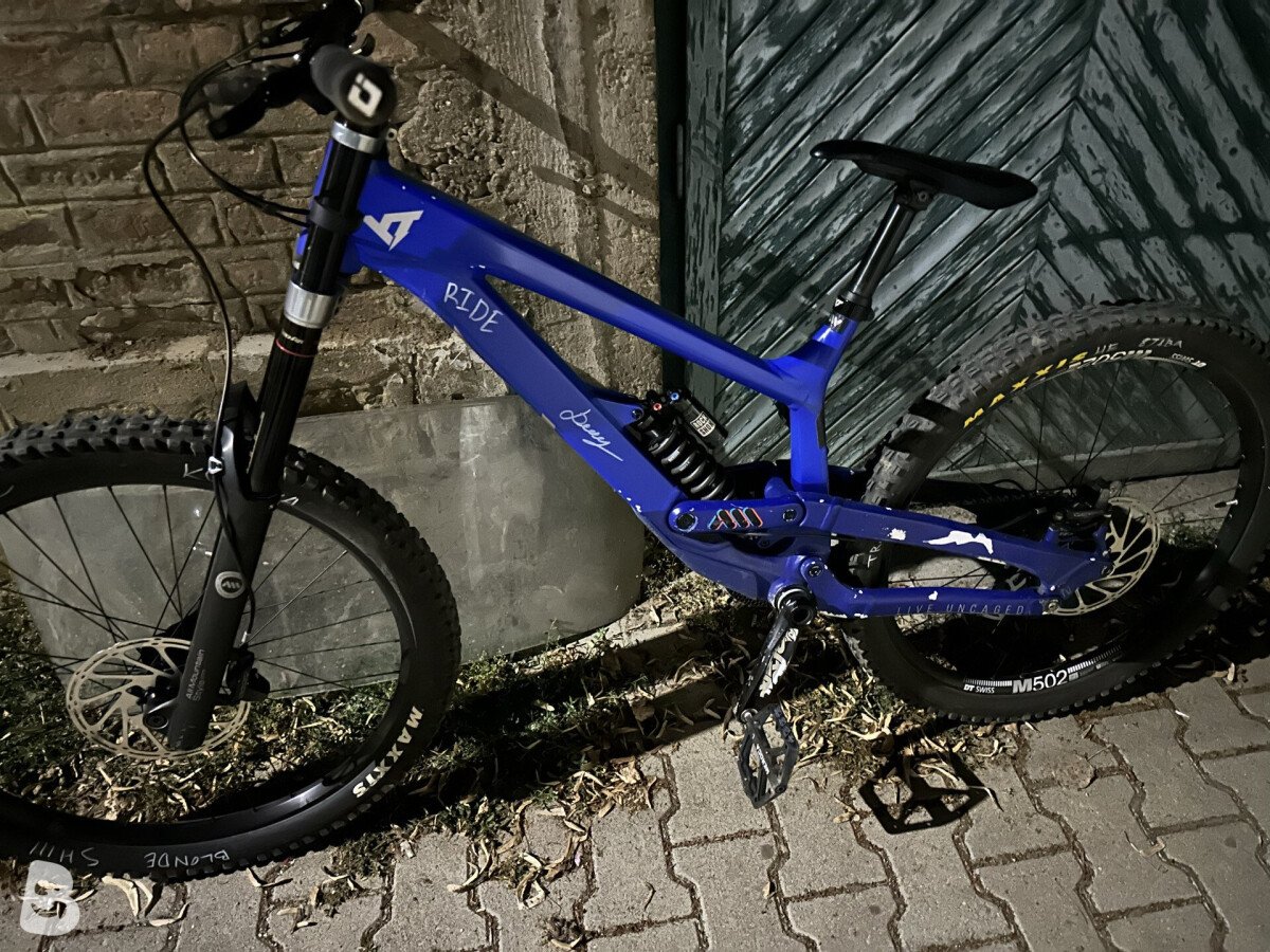 YT Industries Tues Base 2020