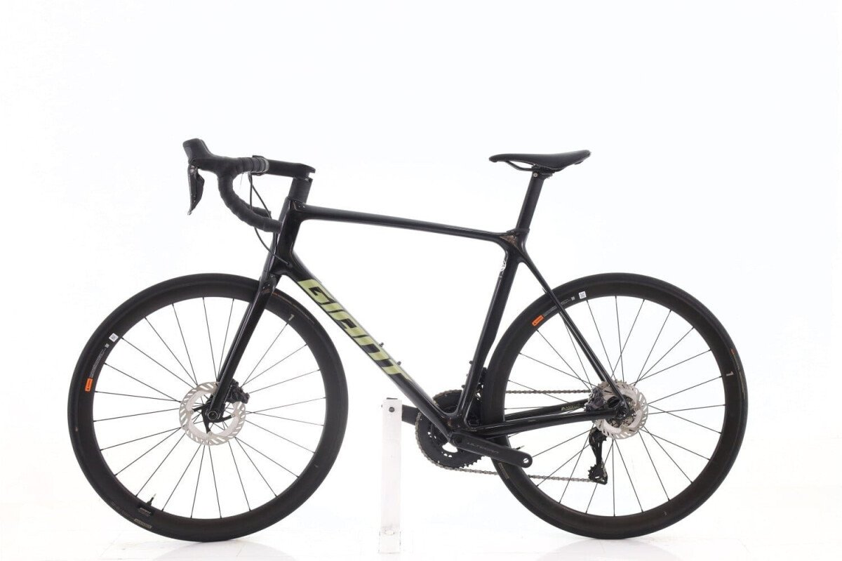 Giant TCR Advanced Pro 0 Di2 12V 2024