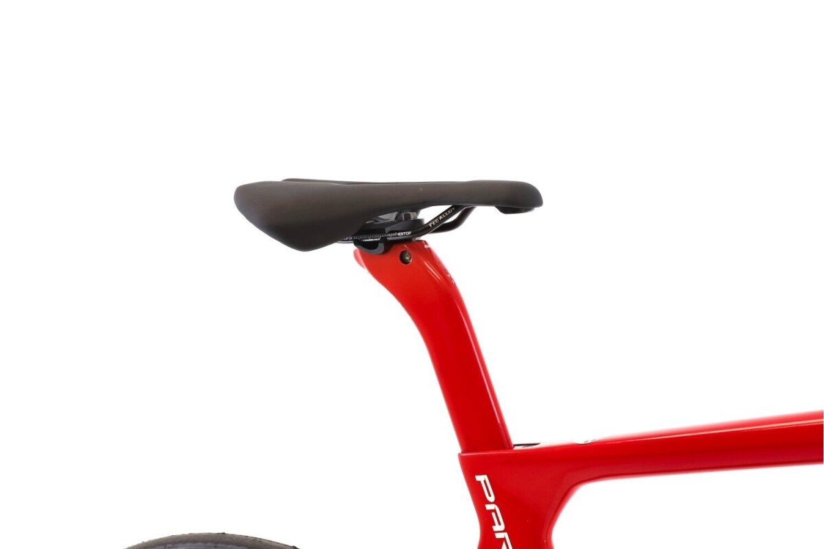 Pinarello Paris Disk AXS 12V 2024