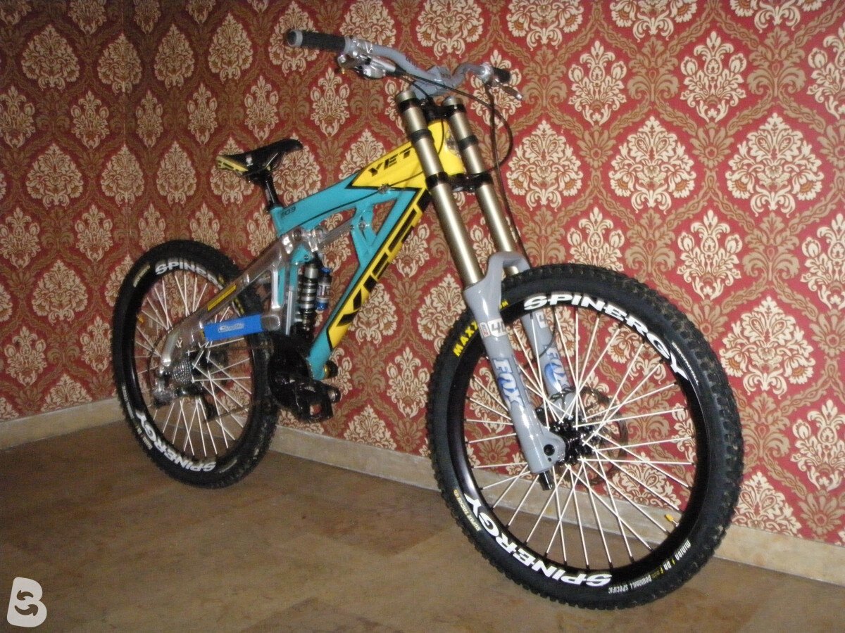 Yeti 303 N.46/100 2006