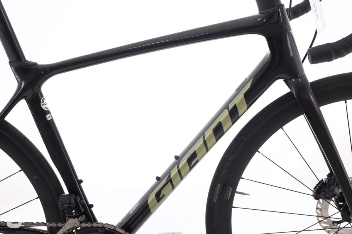 Giant TCR Advanced Pro 0 Di2 12V 2024