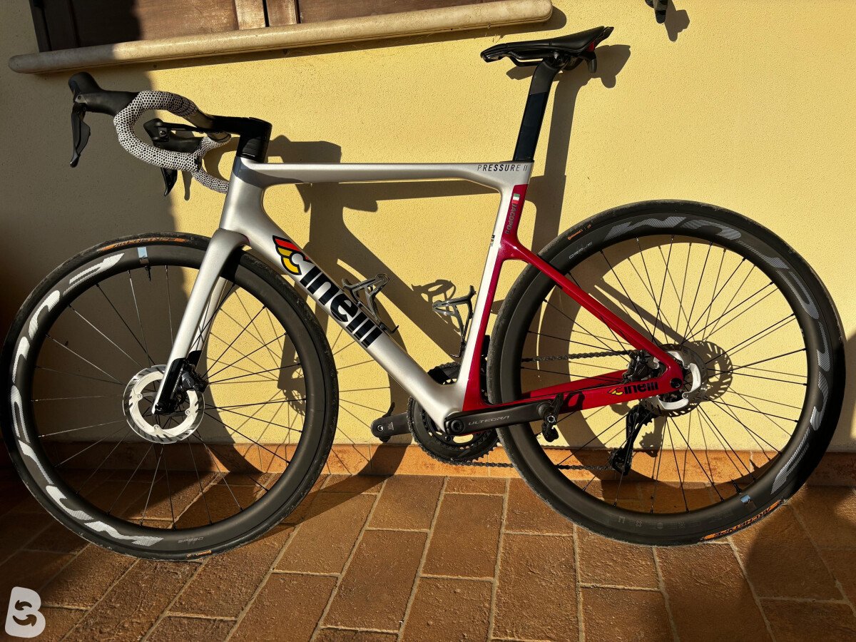 Cinelli Pressure Ultegra Di2 2026