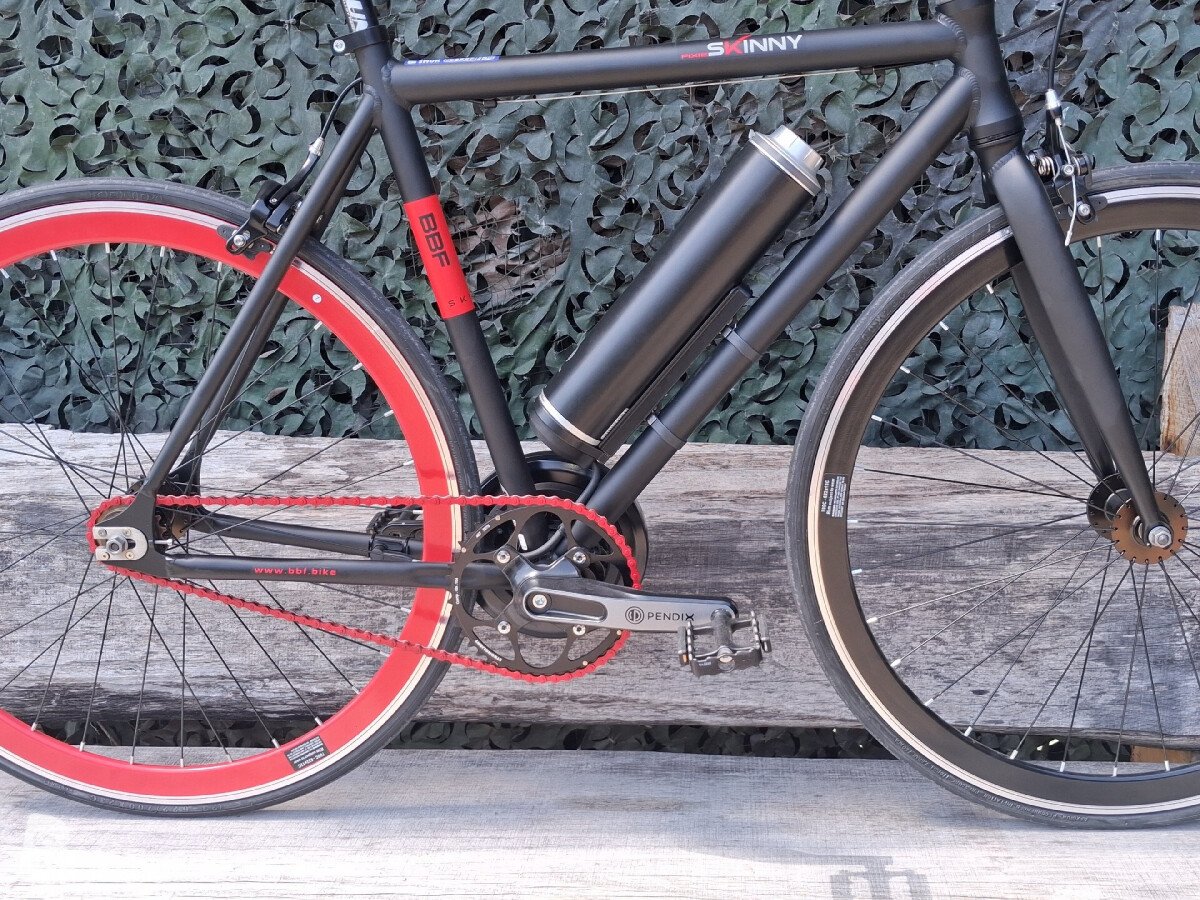 BBF Skinny mit Akku und Motor 2023