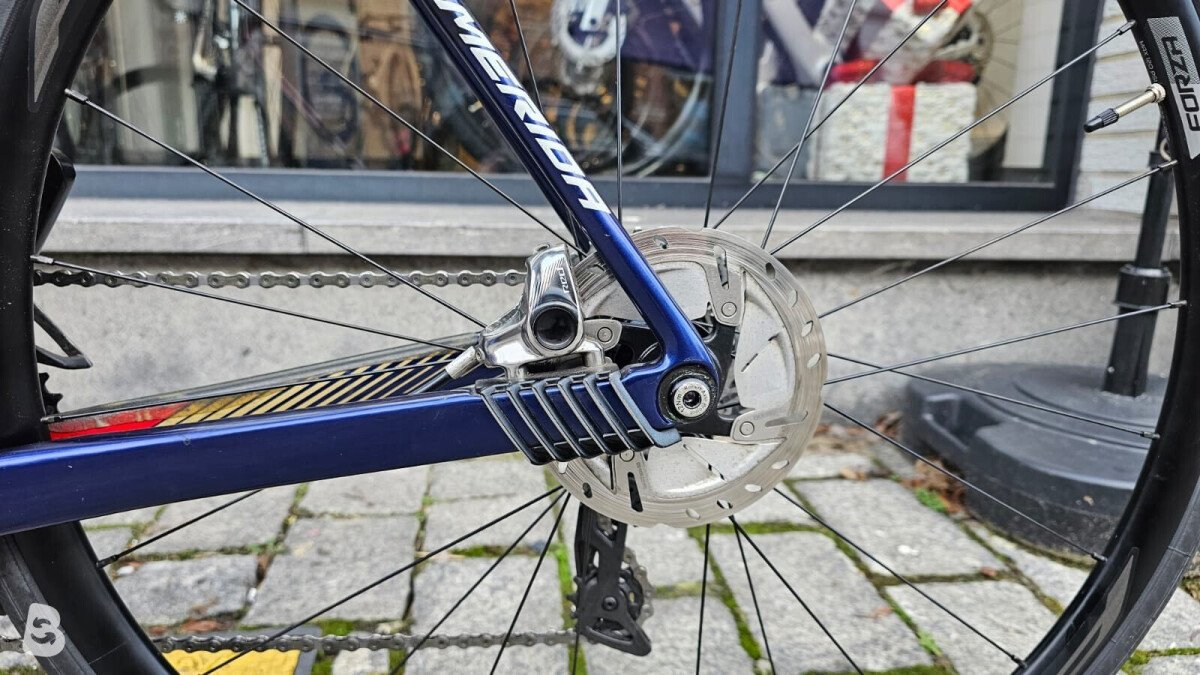 Merida Scultura bahrain edition disc sram red etap axs 2019